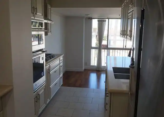 Property at 137 S Palm Dr #405, Beverly Hills, CA, 90212, 3 beds, 4 baths, [object Object]