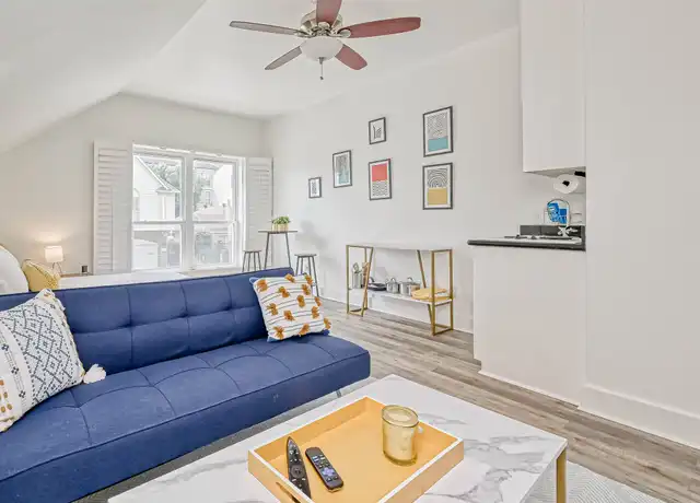 Property at 2112 Harold St, Houston, TX, 77098, 1 bed, 1 bath, [object Object]