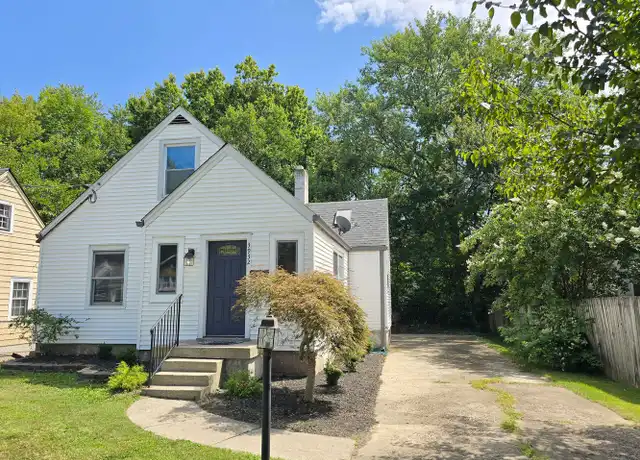 Property at 3932 Kennison Ave, Louisville, KY, 40207, 3 beds, 1 bath, [object Object]