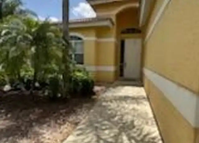 Property at 11170 Lakeland Cir Unit 1, Fort Myers, FL, 33913, 3 beds, 2 baths, [object Object]