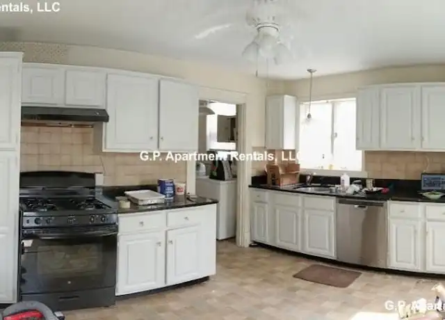 Property at 52 Central Ave, Malden, MA, 02148, 3 beds, 1 bath, [object Object]