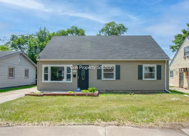 Property at 800 Clinton St, Gary, IN, 46406, 5 beds, 2 baths, [object Object]