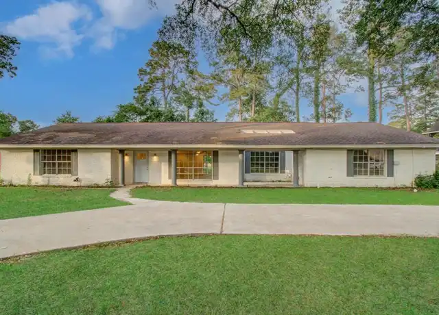 Property at 607 Jeb Stuart Ln, Conroe, TX, 77302, 5 beds, 3.5 baths, [object Object]