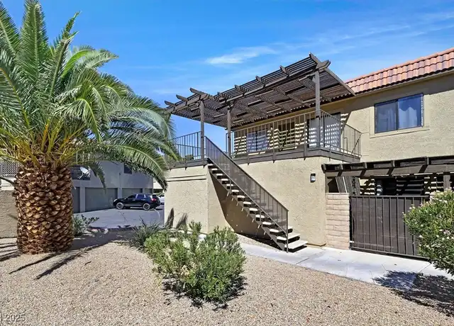 Property at 617 Pepper Tree Cir, Henderson, NV, 89014, 2 beds, 2 baths, [object Object]