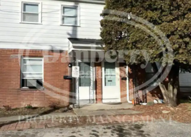 Property at 3031 Douglas Rd Unit 1, Toledo, OH, 43606, 2 beds, 1 bath, [object Object]