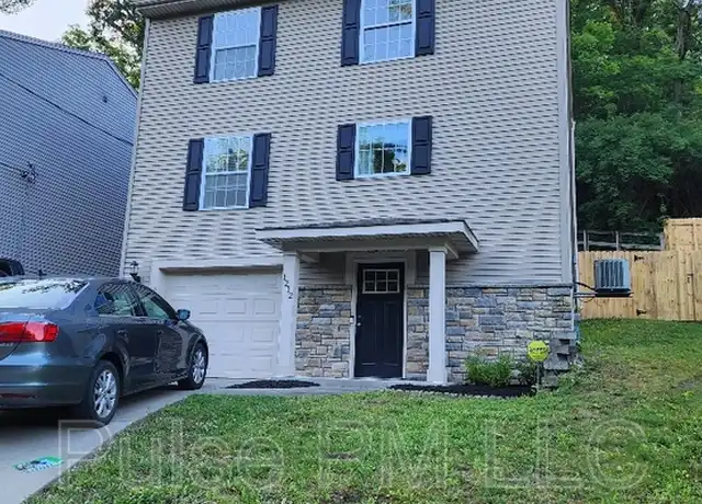 Property at 1212 E Henry Clay Ave, Ft Wright, KY, 41011, 3 beds, 2.5 baths, [object Object]