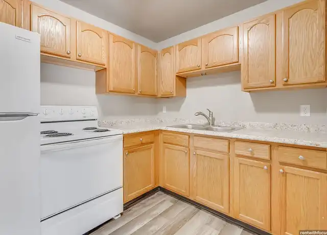 Property at August Ridge - 2010 August St, Green Bay, WI, 54302, 1 bed, 1 bath, [object Object]