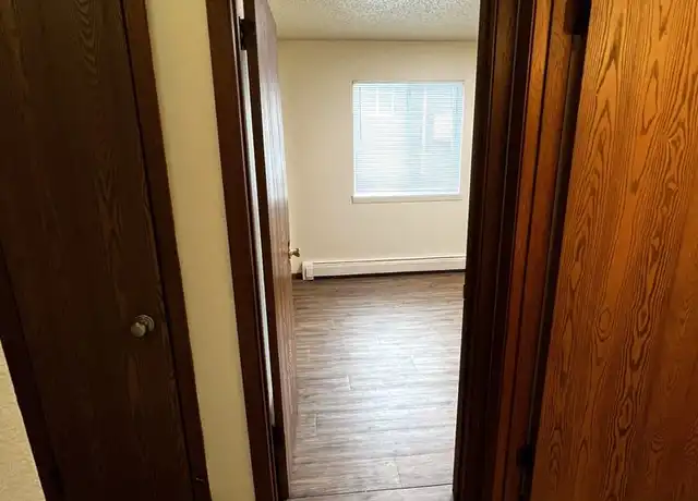 Property at 918 23rd Ave Unit 9, Coralville, IA, 52241, 2 beds, 1 bath, [object Object]
