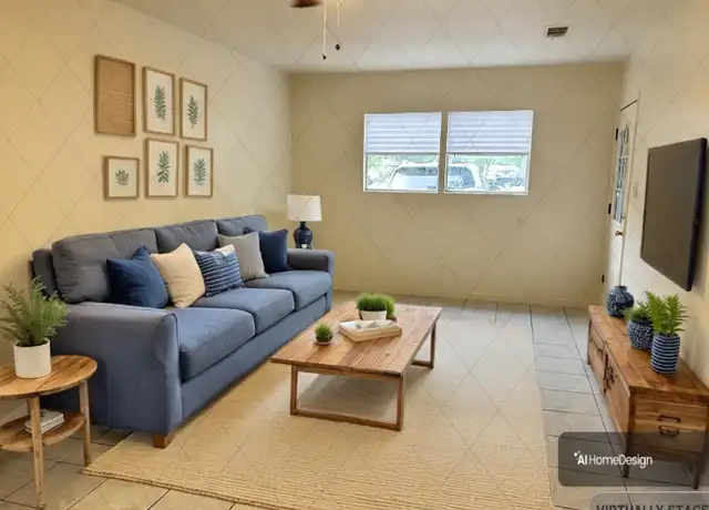 Property at 1023 W Snyder St, Alvin, TX, 77511, 4 beds, 2 baths, [object Object]
