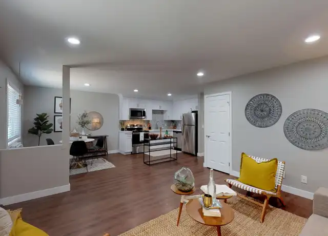 Property at 1133 Old Stage Rd Unit 10, Fallbrook, CA, 92028, 2 beds, 1 bath, [object Object]