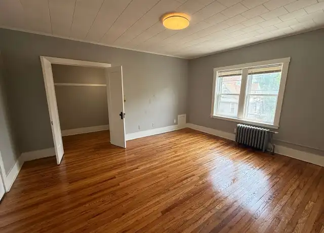 Property at 25 Broezel St Unit 302, Rochester, NY, 14613, 1 bed, 1 bath, [object Object]