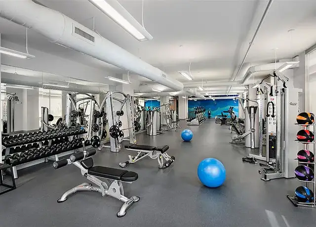Photo of 2400 NE 65th St, Fort Lauderdale, FL 33308
