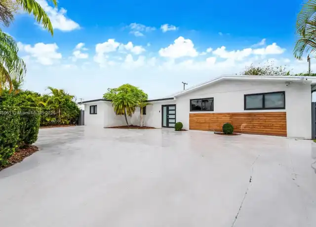 Property at 9426 Caribbean Blvd, Cutler Bay, FL, 33189, 5 beds, 3 baths, [object Object]