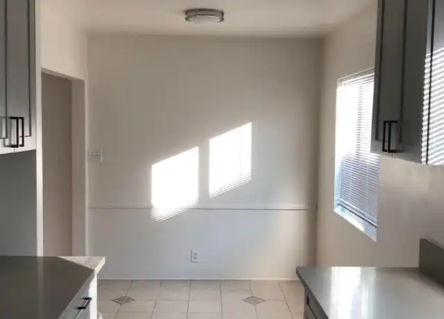 Property at 8815 Van Nuys Blvd Unit B, Panorama City, CA, 91402, 1 bed, 1 bath, [object Object]