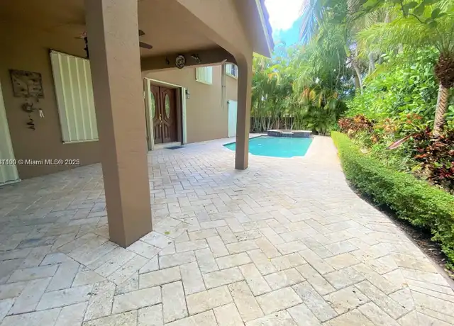 Property at 15158 NW 89th Ave, Hialeah, FL, 33018, 3 beds, 2 baths, [object Object]