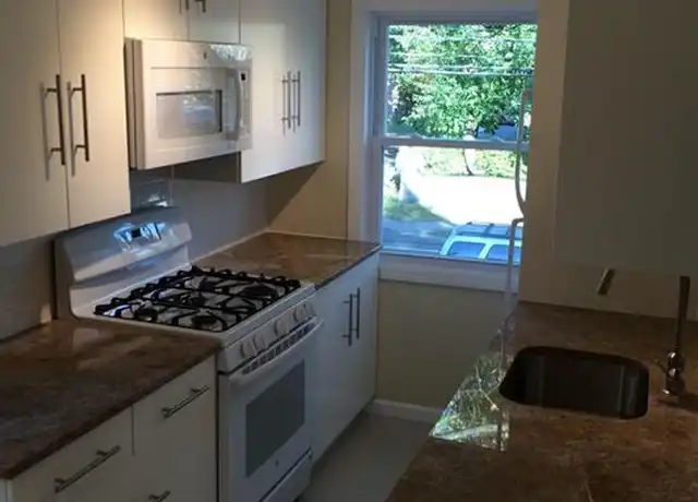 Property at 50 Courtland Cir Unit A4, Stamford, CT, 06902, 1 bed, 1 bath, [object Object]