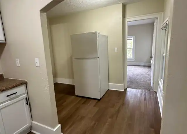 Property at 732 Park Ave Apt 3, Racine, WI, 53403, 1 bed, 1 bath, [object Object]