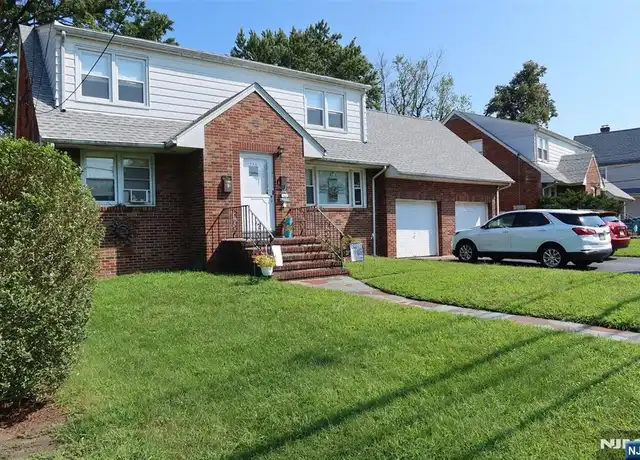 Property at 446 Saddle River Rd Unit 2, Saddle Brook, NJ, 07663, 2 beds, 1 bath, [object Object]