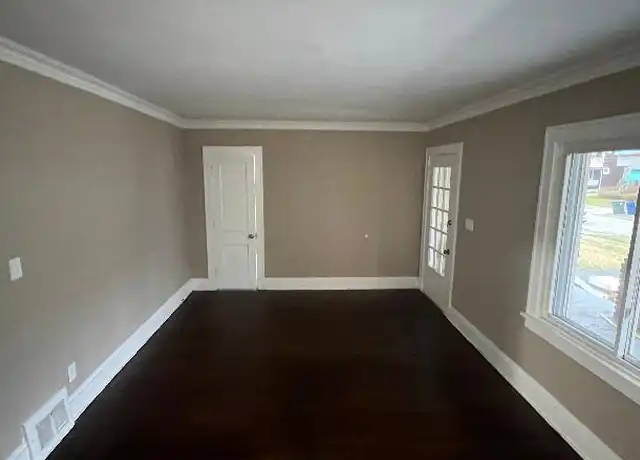 Property at 872 Helmsdale Rd, Cleveland, OH, 44112, 2 beds, 1 bath, [object Object]