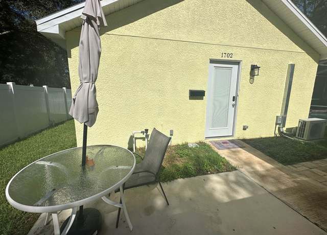 Photo of 1702 Avant St, Valrico, FL 33594