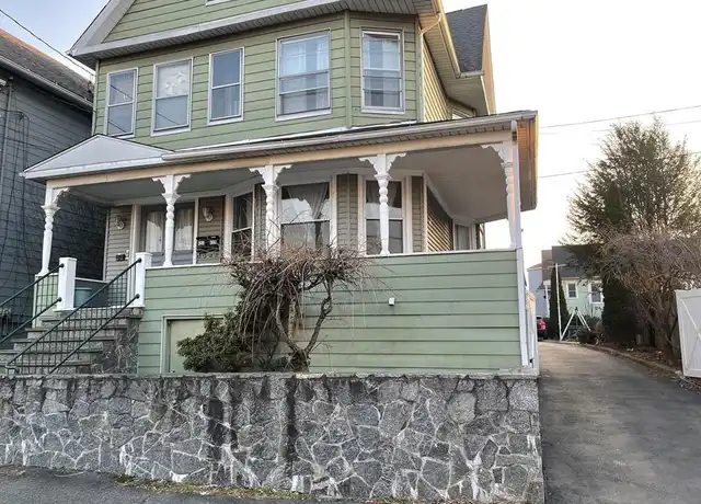 Property at 451 Coleman St Unit 1 floor, Bridgeport, CT, 06604, 2 beds, 1 bath, [object Object]
