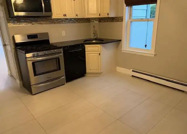 Property at 199 Terrell Ave Unit 1, Oceanside, NY, 11572, 3 beds, 1 bath, [object Object]