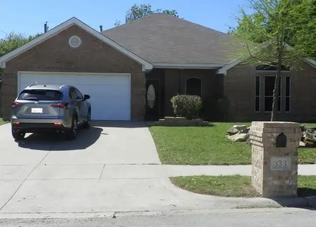 Property at 333 College St S, Keller, TX, 76248, 4 beds, 2 baths, [object Object]