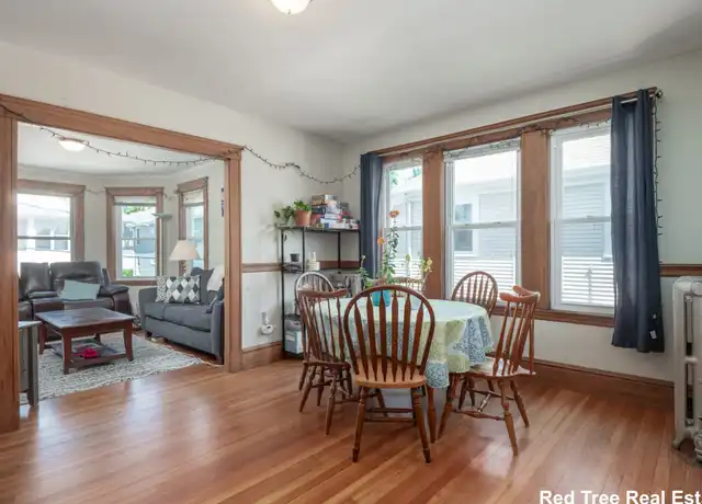Property at 54 Upland Rd Unit 2, Somerville, MA, 02144, 3 beds, 1 bath, [object Object]