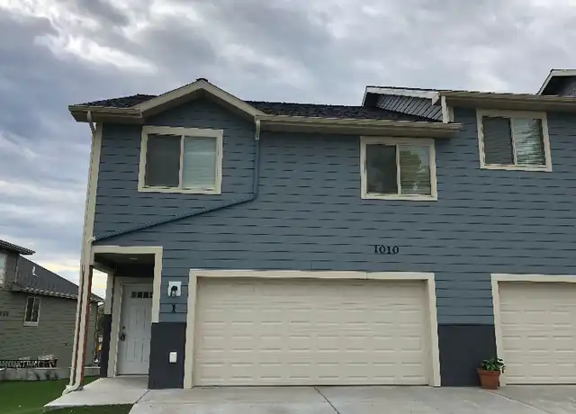 Property at 1010 Wyoming Ave, Billings, MT, 59102, 3 beds, 3 baths, [object Object]
