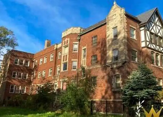 Property at 7924 S Kingston Ave, Chicago, IL, 60617, 2 beds, 1 bath, [object Object]
