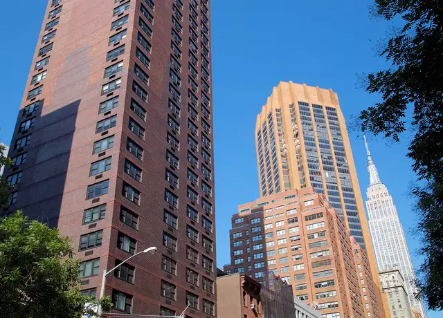 Photo of 150 E 34th St, New York, NY 10016