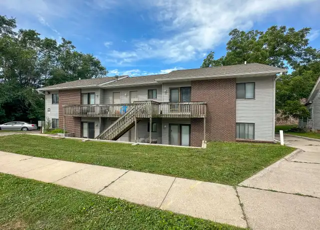 Property at 400 6th St, Nevada, IA, 50201, 2 beds, 1 bath, [object Object]