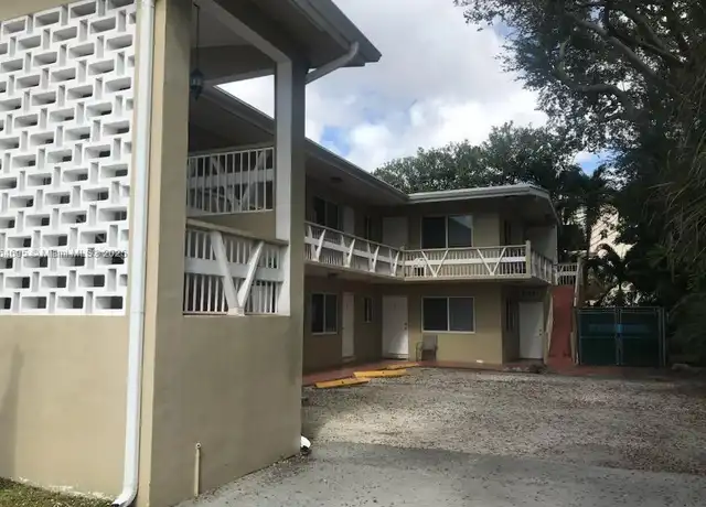 Property at 1585 NE 125th St Unit 8, North Miami, FL, 33161, 2 beds, 1 bath, [object Object]