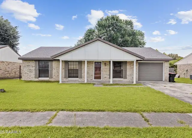 Property at 209 Titan Dr, Lafayette, LA, 70508, 3 beds, 2 baths, [object Object]