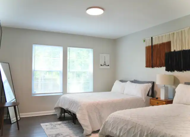 Property at 999 Washington St SW, Atlanta, GA, 30315, 1 bed, 1 bath, [object Object]