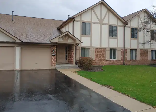 Property at 936 Surrey Dr Unit 1A, Schaumburg, IL, 60193, 2 beds, 2 baths, [object Object]