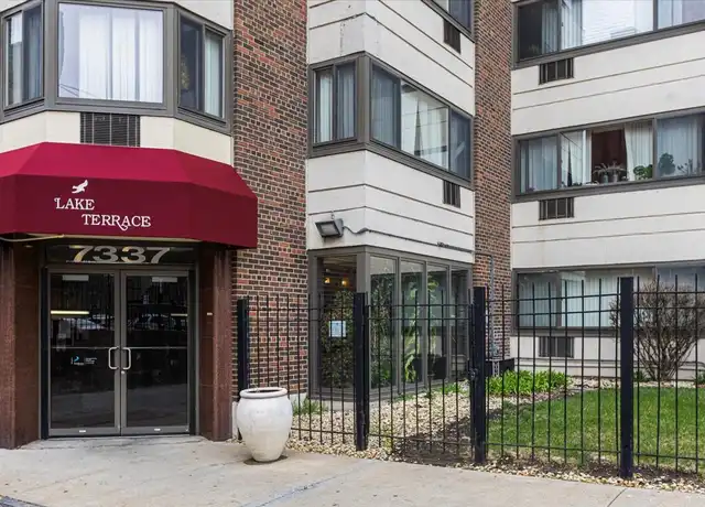 Property at 7337 S South Shore Dr #902, Chicago, IL, 60649, 2 beds, 1 bath, [object Object]