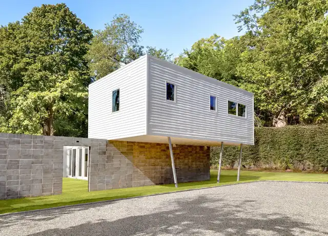 Property at 43 Lincoln St, Sag Harbor, NY, 11963, 1 bed, 1 bath, [object Object]