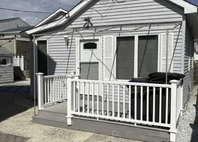 Property at 23 Guyer Ave, Lavallette, NJ, 08735, 1 bed, 1 bath, [object Object]