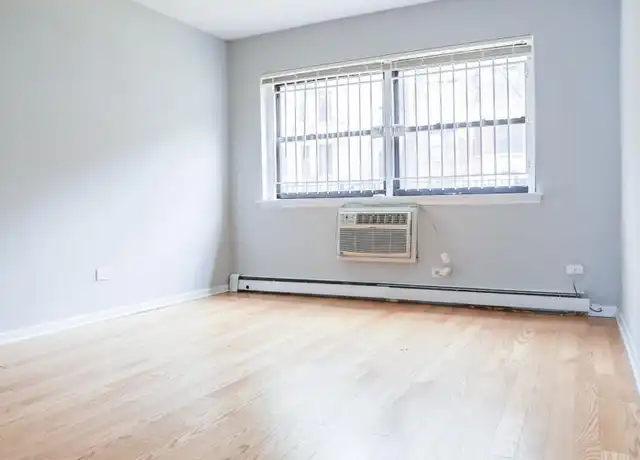 Property at 2828 N Cambridge Ave, Chicago, IL, 60657, 2 beds, 1 bath, [object Object]