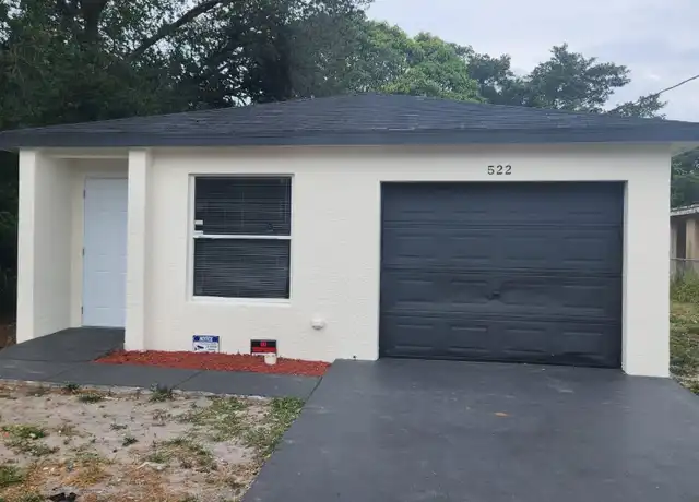 Property at 522 N 15th St, Fort Pierce, FL, 34950, 4 beds, 2 baths, [object Object]