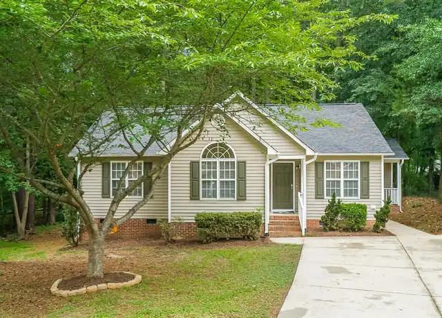 Property at 609 Senterwood Ct, Fuquay Varina, NC, 27526, 3 beds, 2 baths, [object Object]