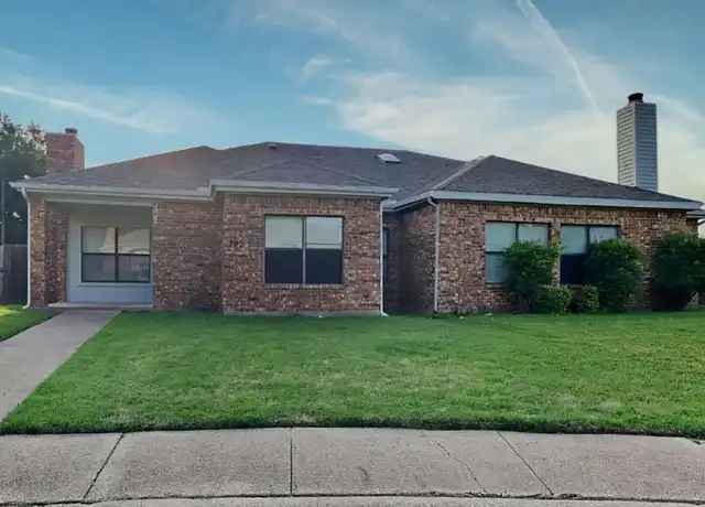 Property at 702 Monique, Cedar Hill, TX, 75104, 3 beds, 2 baths, [object Object]