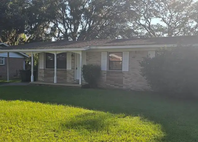 Property at 715 SE 33rd Ave, Ocala, FL, 34471, 3 beds, 2 baths, [object Object]