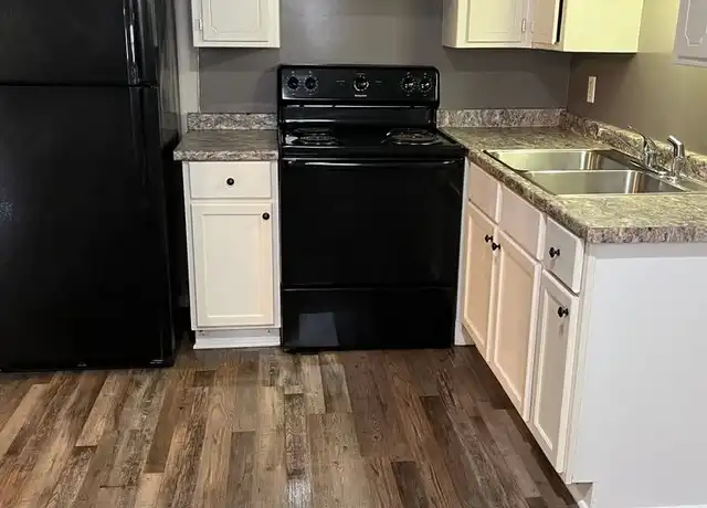 Property at 103 Oak St Unit 1, Arkoma, OK, 74901, 1 bed, 1 bath, [object Object]