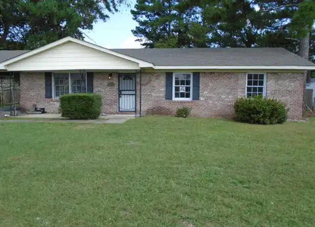 Property at 2239 Wingate Rd, Fayetteville, NC, 28304, 4 beds, 1.5 baths, [object Object]