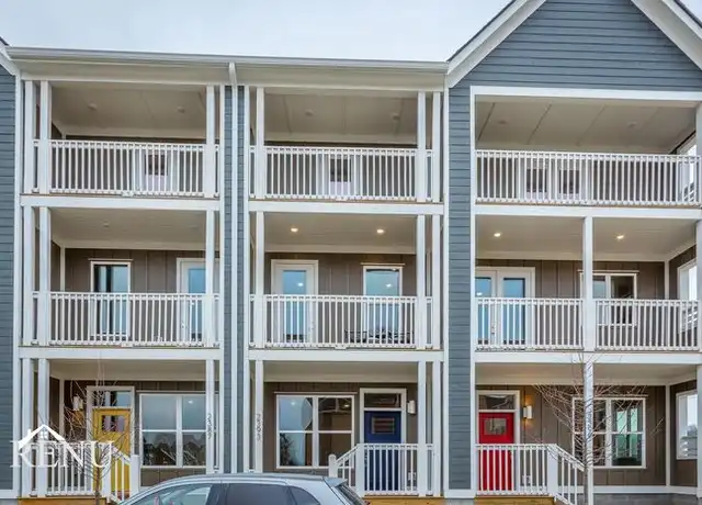 Property at 2387 E 18th St, Chattanooga, TN, 37404, 2 beds, 2.5 baths, [object Object]