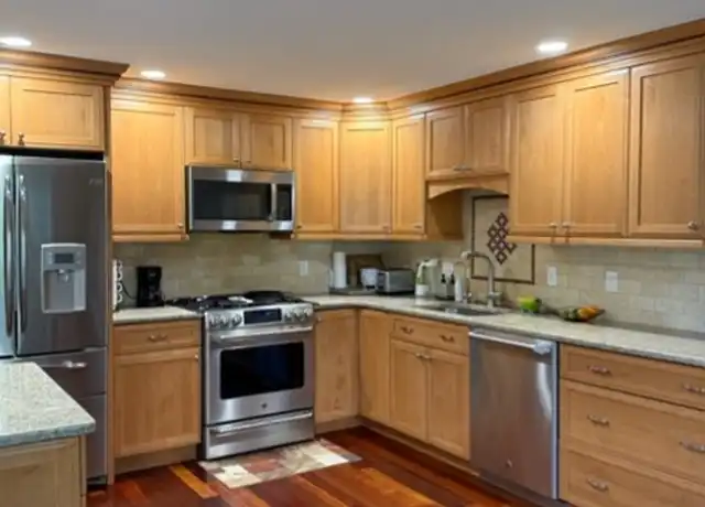Property at 61 Harrington Farms Way, Shrewsbury, MA, 01545, 2 beds, 1.5 baths, [object Object]