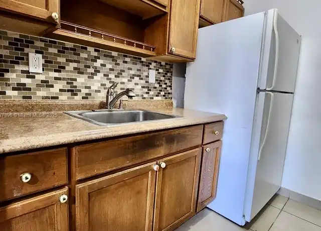 Property at 2400 NW 10th Ave Unit 6, Miami, FL, 33127, 2 beds, 1 bath, [object Object]