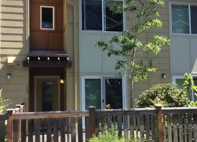 Property at 117 Sky Ridge Rd NW, Issaquah, WA, 98027, 2 beds, 2 baths, [object Object]